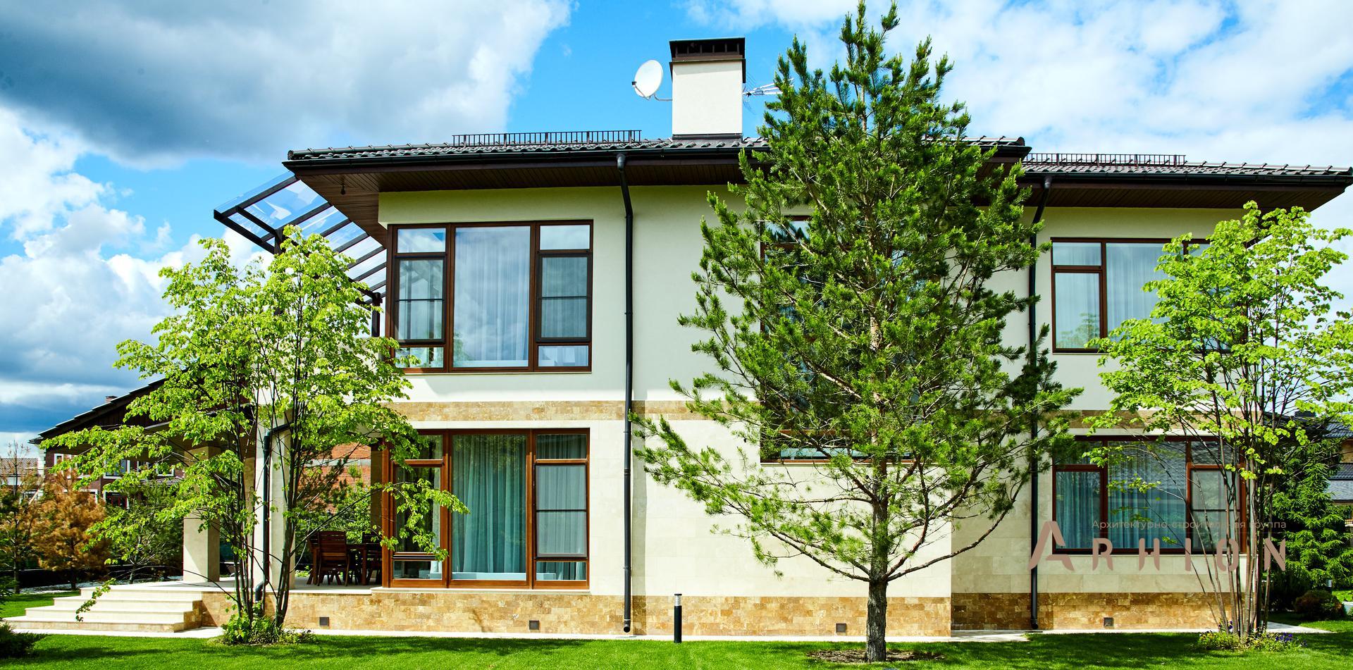 7. Проект двухэтажного дома в современном стиле с четырехскатной, gk-08, площадью - 252 кв c терассой, балконом